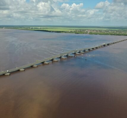 berbice river bridge closing in guyana