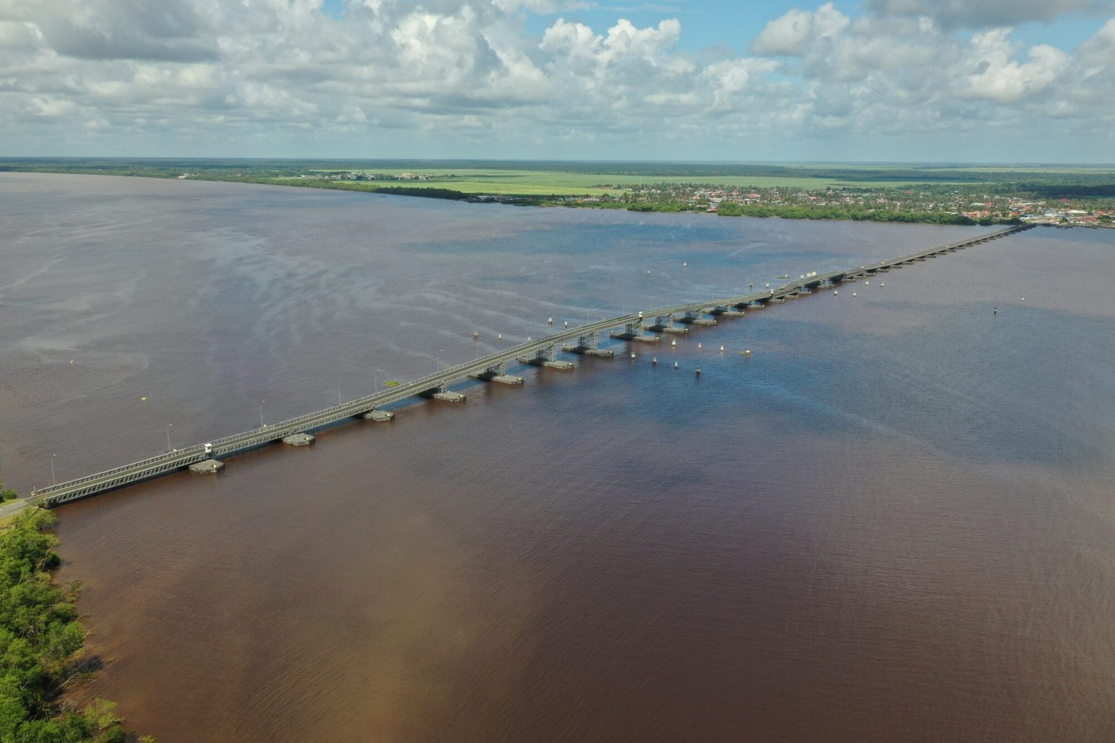 berbice river bridge closing in guyana